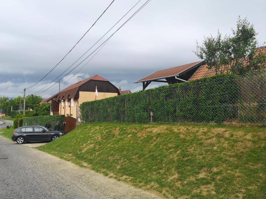 Karos Centrál Apartmanház Zalakaros Exterior foto